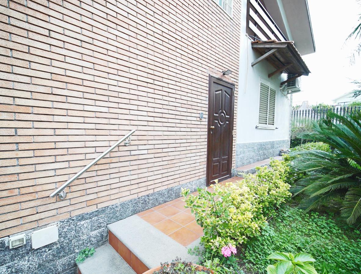 Etna Rooftop Apartment ペダーラ エクステリア 写真