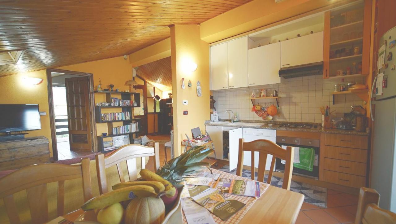 Etna Rooftop Apartment ペダーラ エクステリア 写真